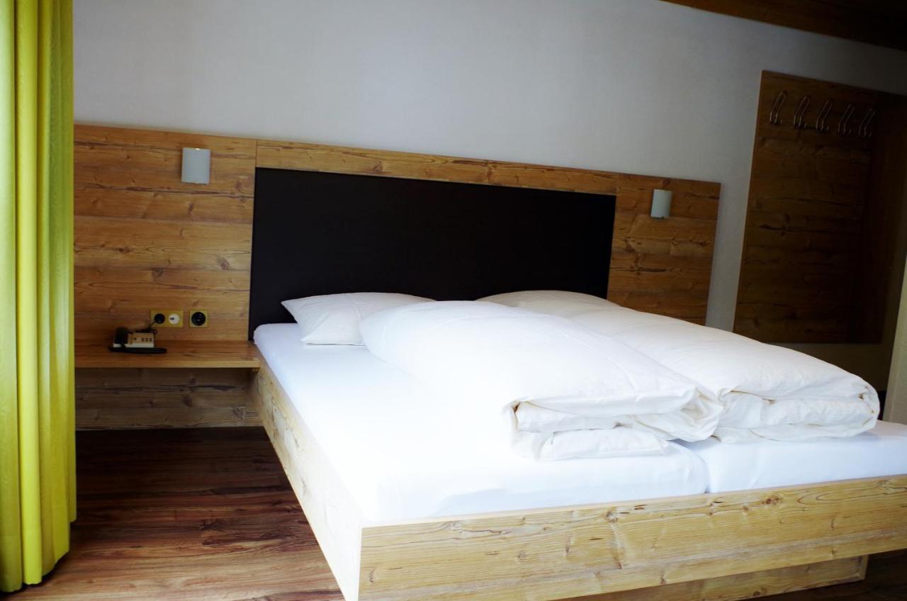 Hotel Edi Samnaun Bilik gambar