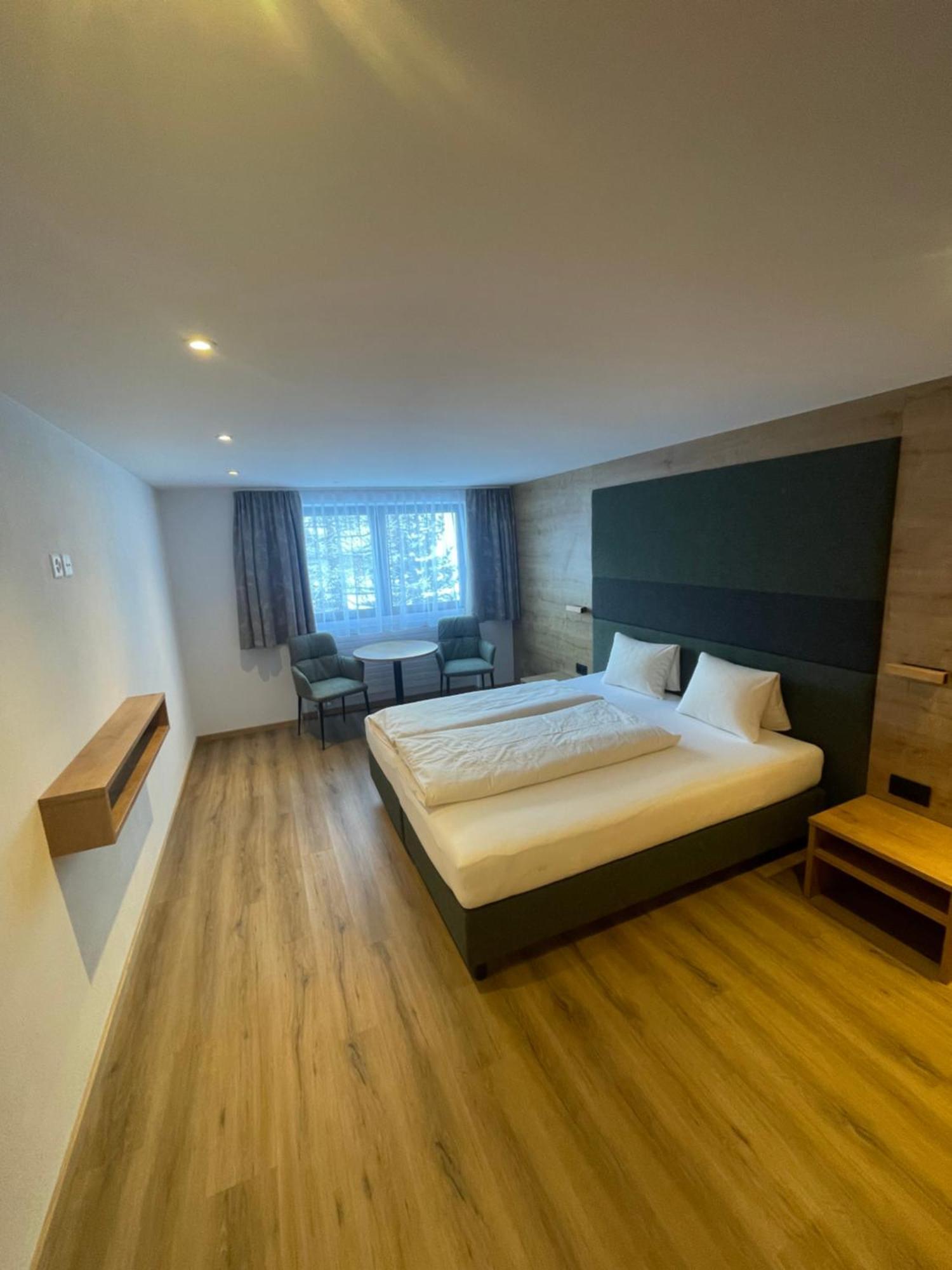 Hotel Edi Samnaun Luaran gambar